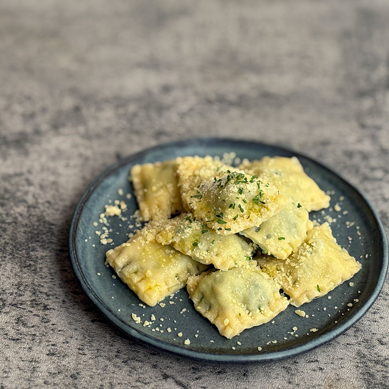 生地から作るラビオリ